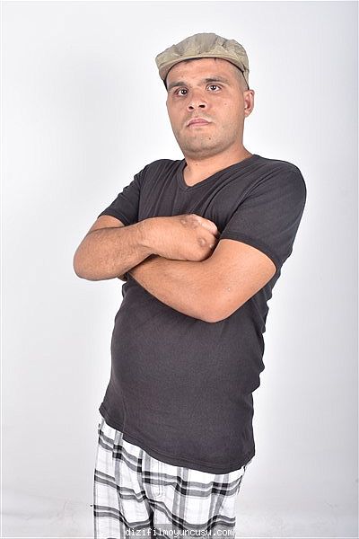 Erkek Oyuncular Adayımız Hasan