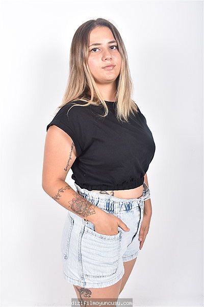 Kadın Oyuncular Adayımız Simge