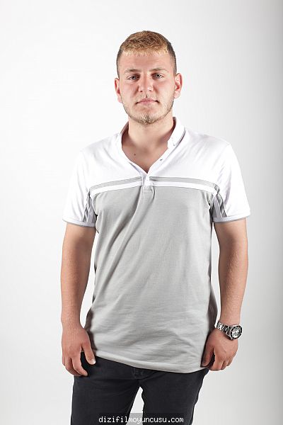 Erkek Oyuncular Adayımız Mustafa