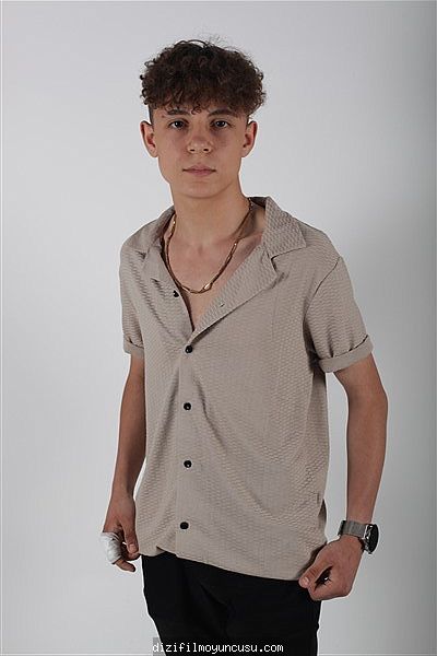 Erkek Oyuncular Adayımız Alper