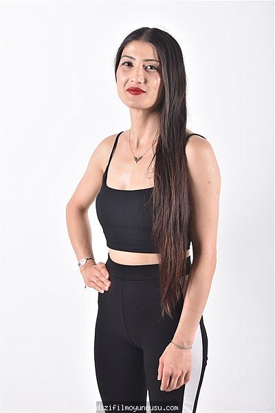 Kadın Oyuncular Adayımız Meryem