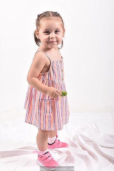 Çocuk Oyuncular Adayımız Eliza