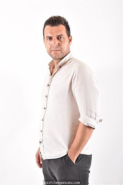 Erkek Oyuncular Adayımız Göksel