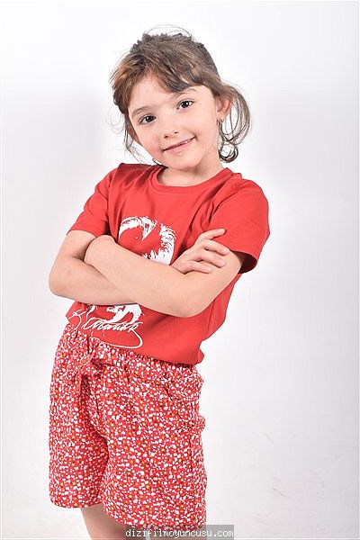 Çocuk Oyuncular Adayımız Yağmur