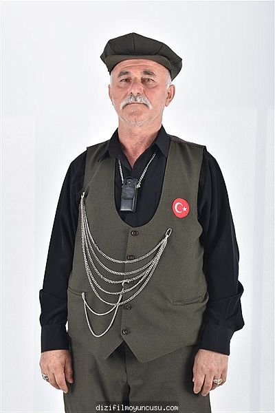 Erkek Oyuncular Adayımız Mustafa