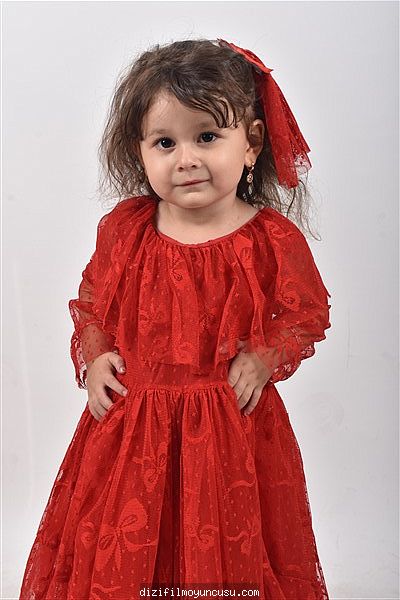 Çocuk Oyuncular Adayımız Zehra