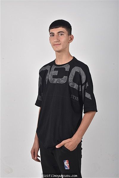 Çocuk Oyuncular Adayımız Metin