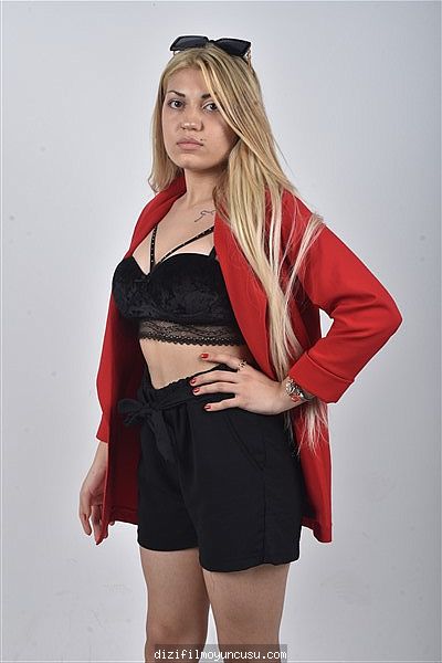 Kadın Oyuncular Adayımız Ayşe