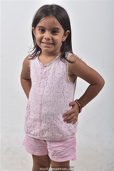 Çocuk Oyuncular Adayımız Elçin