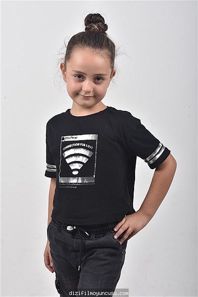Çocuk Oyuncular Adayımız Emine
