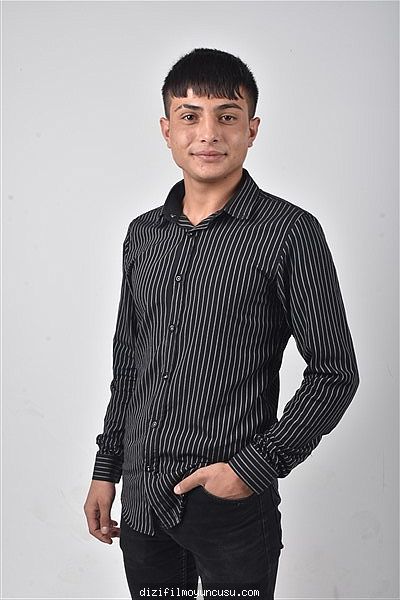 Erkek Oyuncular Adayımız Mehmet