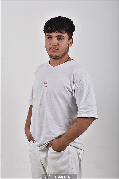 Erkek Oyuncular Adayımız İsmet