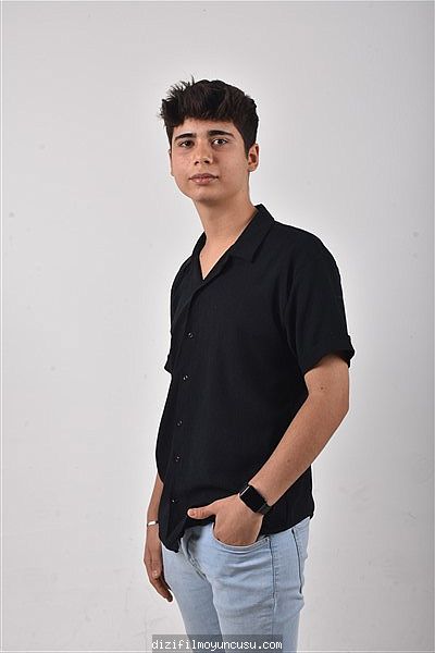 Erkek Oyuncular Adayımız Onur