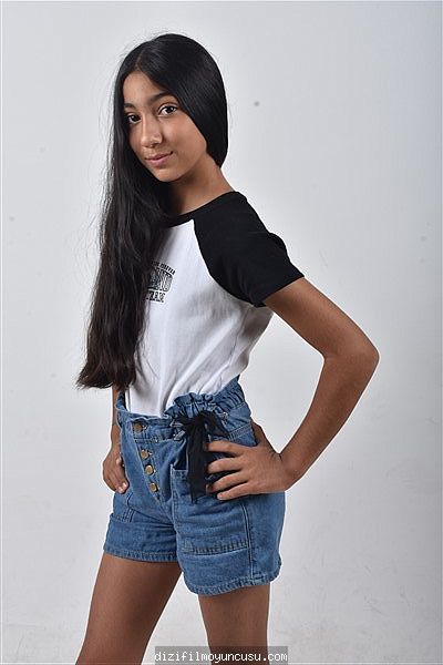 Çocuk Oyuncular Adayımız Elif