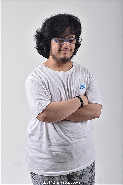 Erkek Oyuncular Adayımız Gökhan
