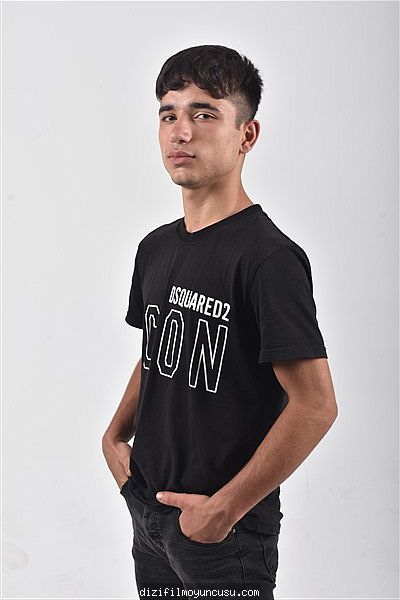 Erkek Oyuncular Adayımız Mehmet