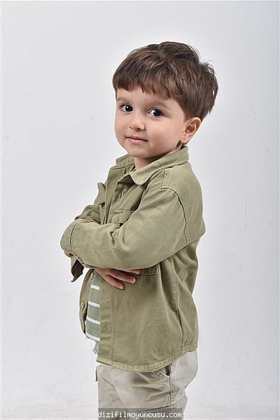 Çocuk Oyuncular Adayımız Agha