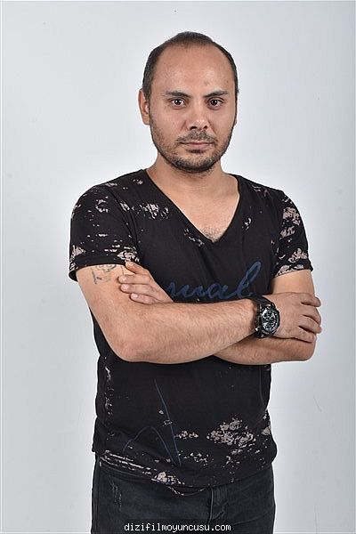 Erkek Oyuncular Adayımız Şavaş
