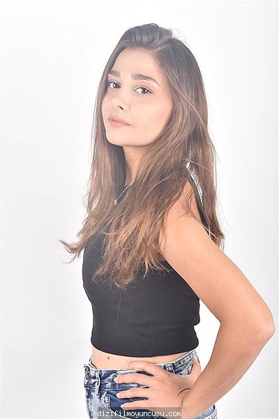 Kadın Oyuncular Adayımız Aysel