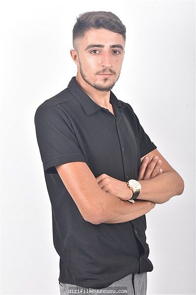 Erkek Oyuncular Adayımız Mehmet