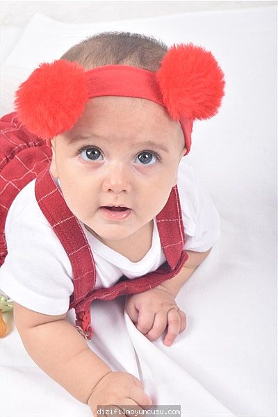 Çocuk Oyuncular Adayımız Lina