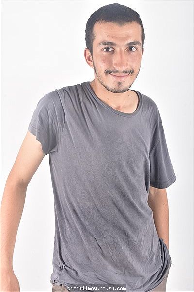 Erkek Oyuncular Adayımız Hüseyin