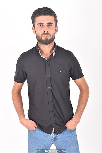 Erkek Oyuncular Adayımız Mustafa