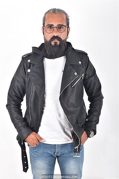 Erkek Oyuncular Adayımız Muhsin