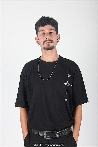 Erkek Oyuncular Adayımız Mert