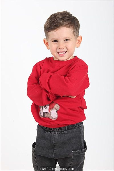 Çocuk Oyuncular Adayımız Yiğit
