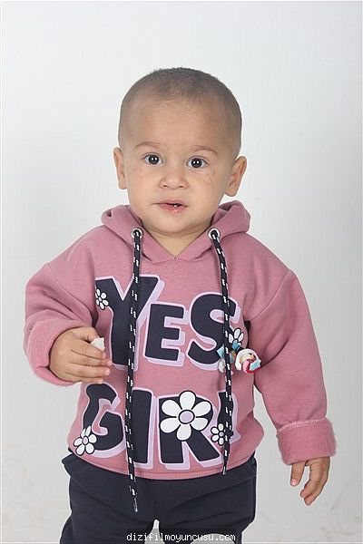 Çocuk Oyuncular Adayımız Elif