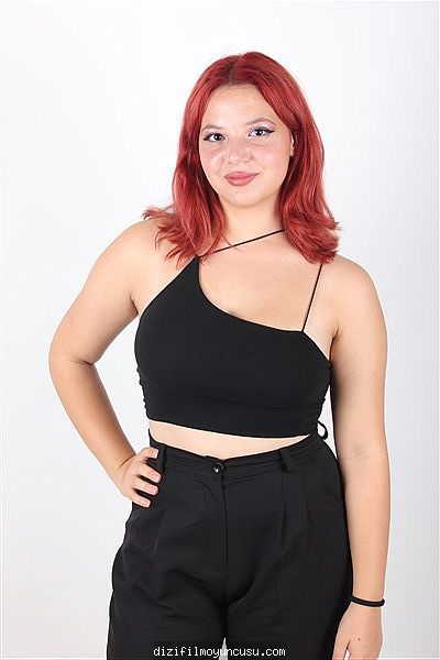 Kadın Oyuncular Adayımız Mümine