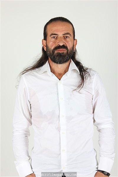 Erkek Oyuncular Adayımız Hüseyin