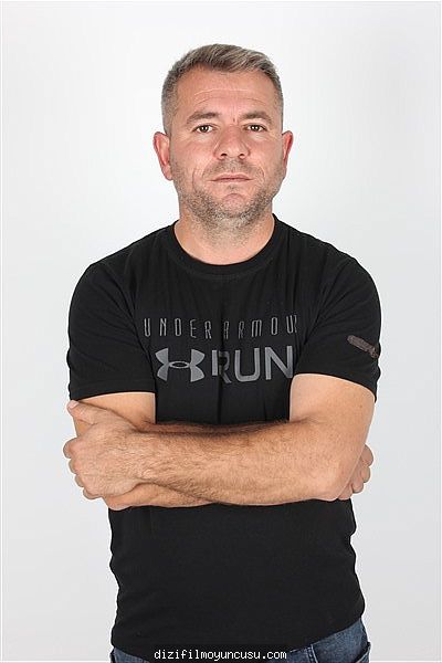 Erkek Oyuncular Adayımız Halis
