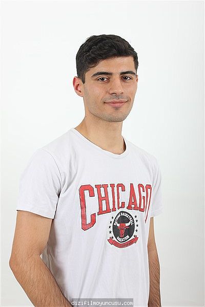 Erkek Oyuncular Adayımız Mustafa