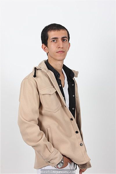 Erkek Oyuncular Adayımız Ramazan