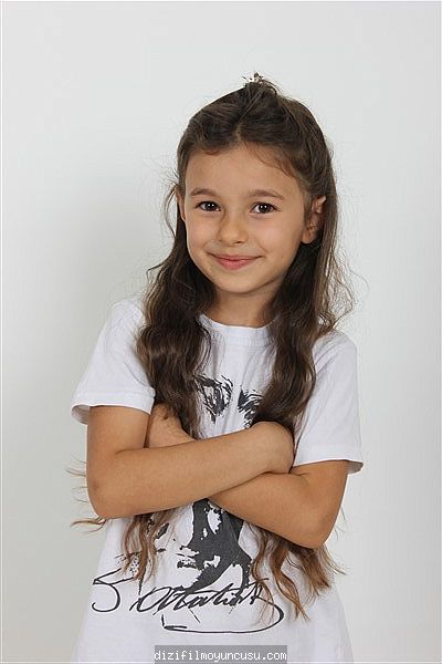 Çocuk Oyuncular Adayımız Defne