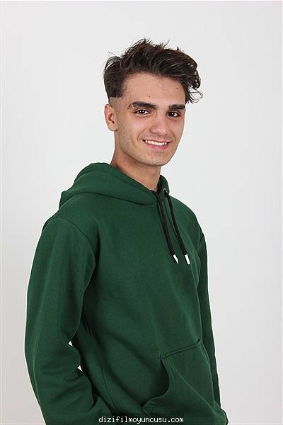 Erkek Oyuncular Adayımız Mert