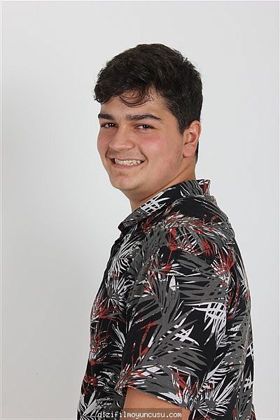Erkek Oyuncular Adayımız Semih