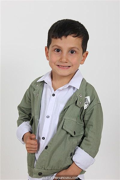 Çocuk Oyuncular Adayımız Yiğit
