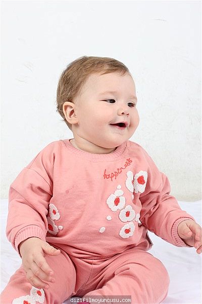 Çocuk Oyuncular Adayımız Asel