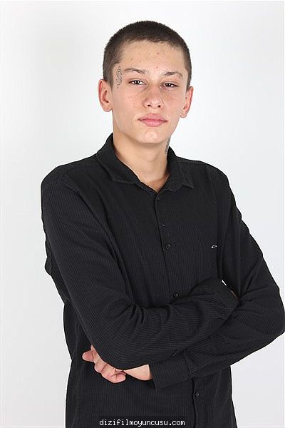 Erkek Oyuncular Adayımız Aytaç