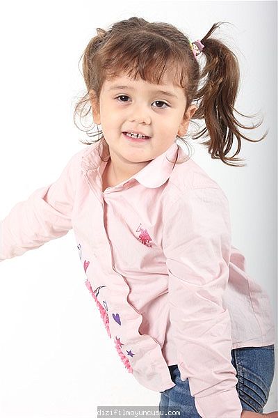 Çocuk Oyuncular Adayımız Zeynep
