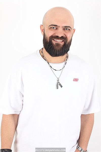 Erkek Oyuncular Adayımız İlhan