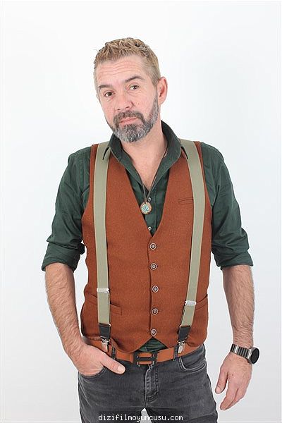 Erkek Oyuncular Adayımız Serhat