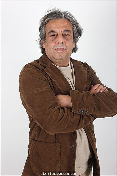 Erkek Oyuncular Adayımız Özgür