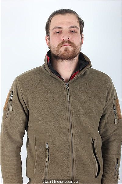 Erkek Oyuncular Adayımız Selim