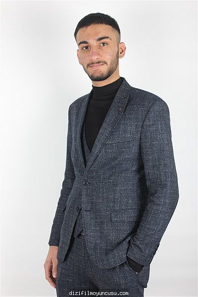 Erkek Oyuncular Adayımız Burak