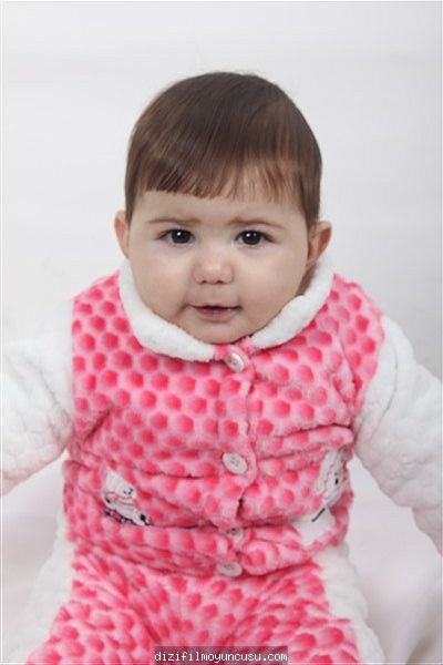 Çocuk Oyuncular Adayımız Zeynep