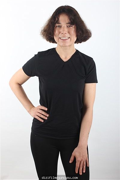 Kadın Oyuncular Adayımız Elif